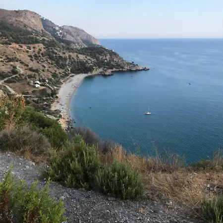 Vila La Marina