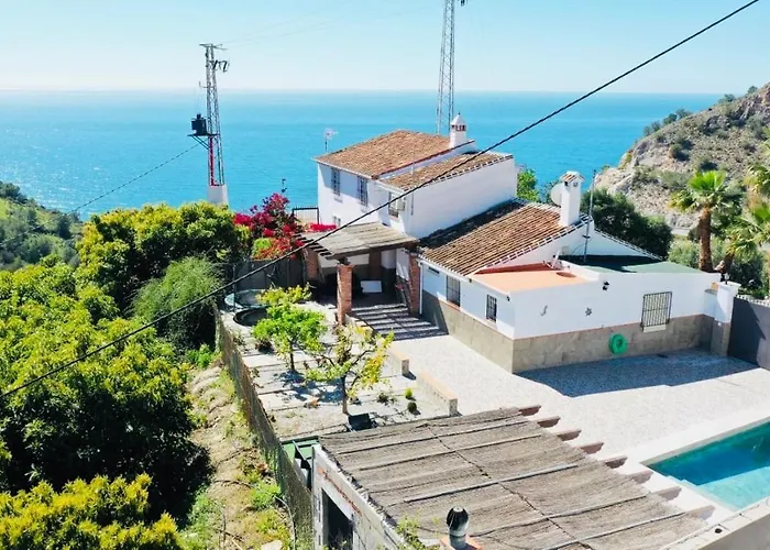 La Marina Villa
